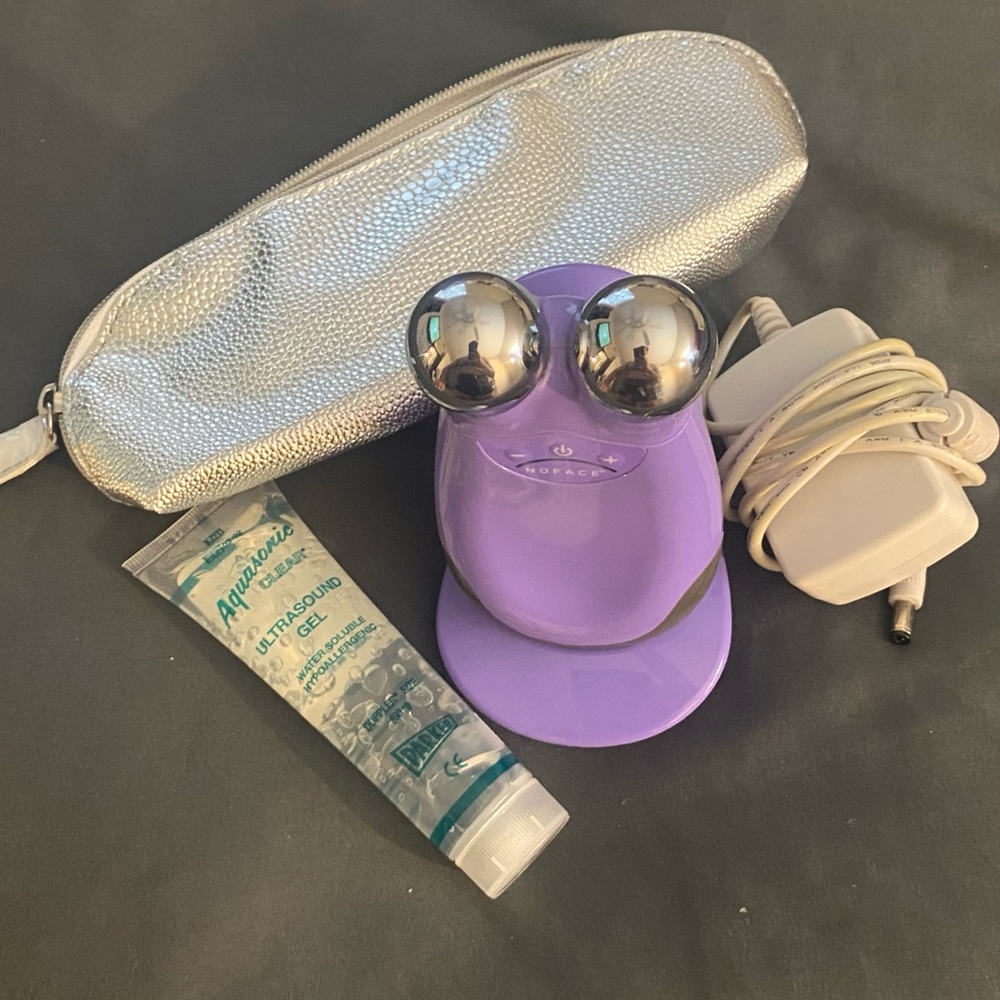 Nice face microcurrent device